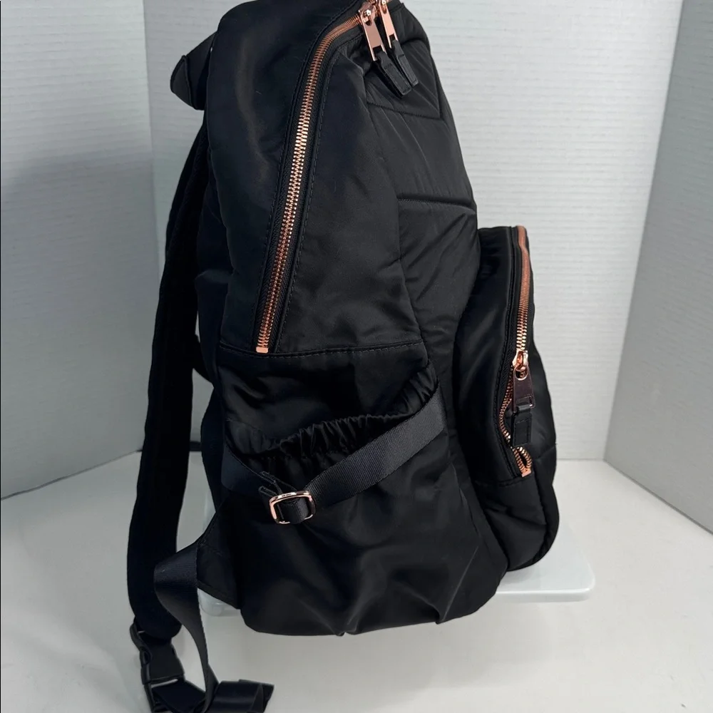 Storksak Quilted Hero Black Diaper Backpack-NWOT